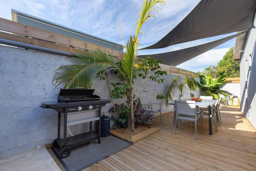 Villa Benjoin St-Pierre Piscine Chauffee Et Mer Saint Pierre Bagian luar foto
